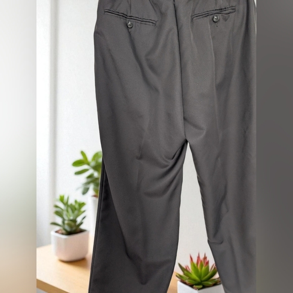 Croft And Barrow Charcoal Dress Pants for Men 34x 32 (EUC) - Picture 8 of 12